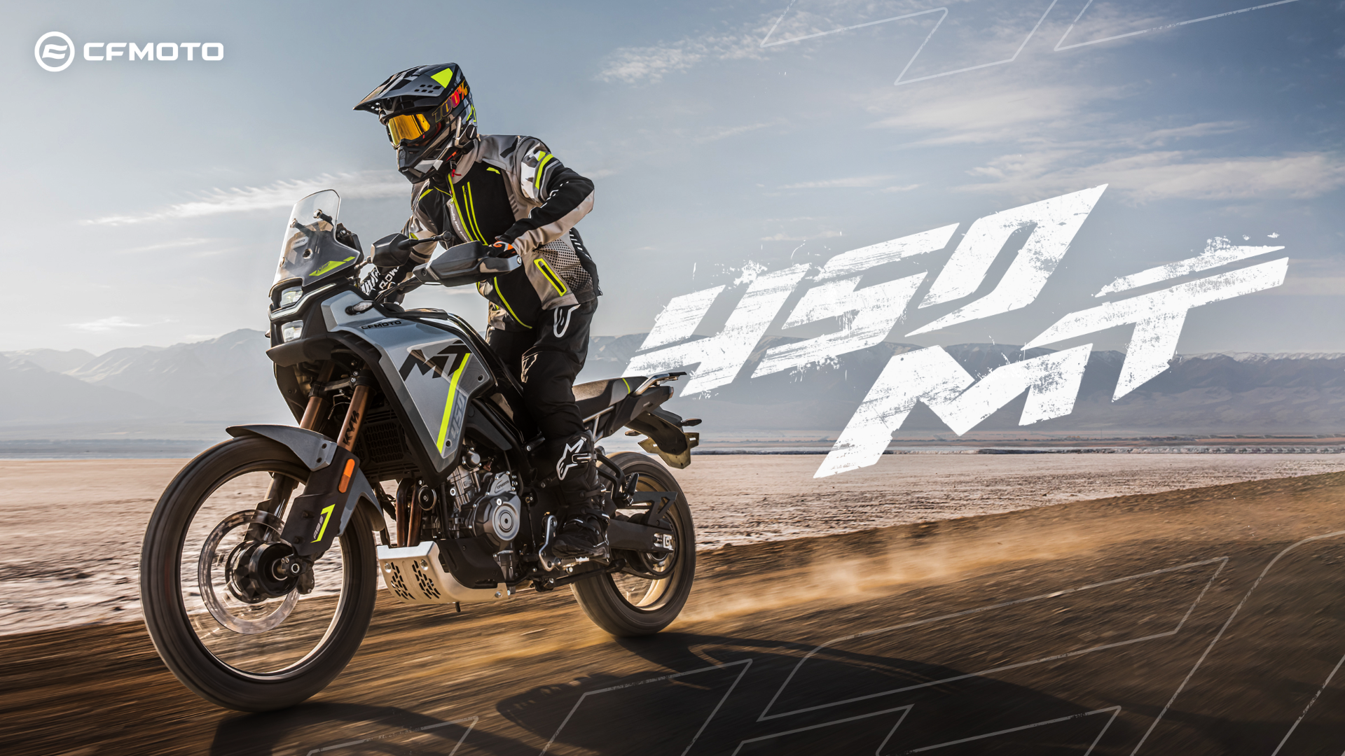 Campania CF Moto White Friday